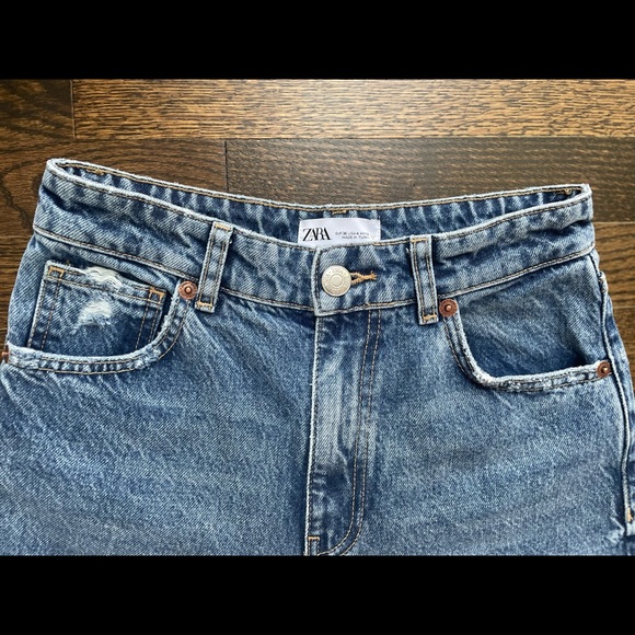 Zara Full Length High Waisted Distressed Jeans - Picture 2 of 5
